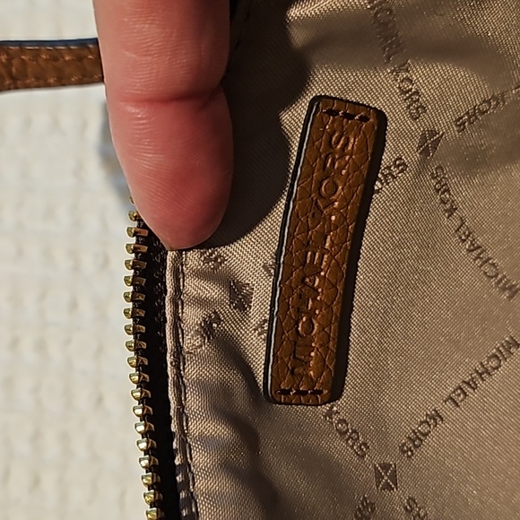 Michael Kors Wristlet - Picture 6 of 11